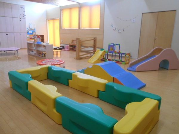 子育て支援センター