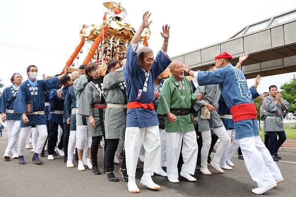 上湧別地区大人みこし