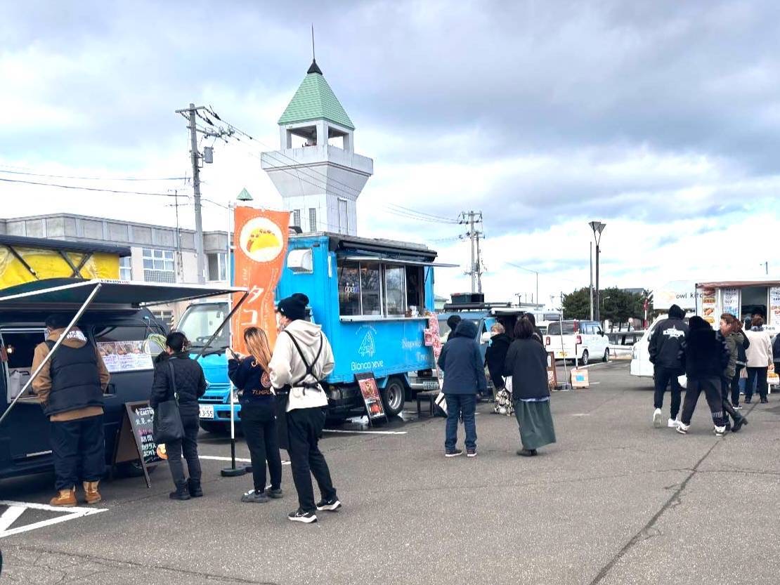 駐車場にはキッチンカー