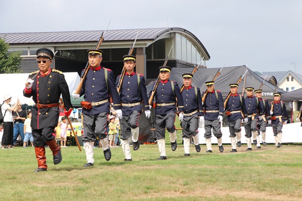 屯田兵の隊列行進