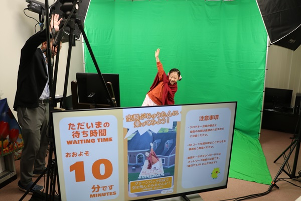 撮影された映像はその場で合成される