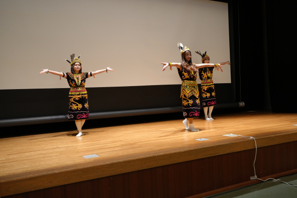 インドネシアの伝統舞踊